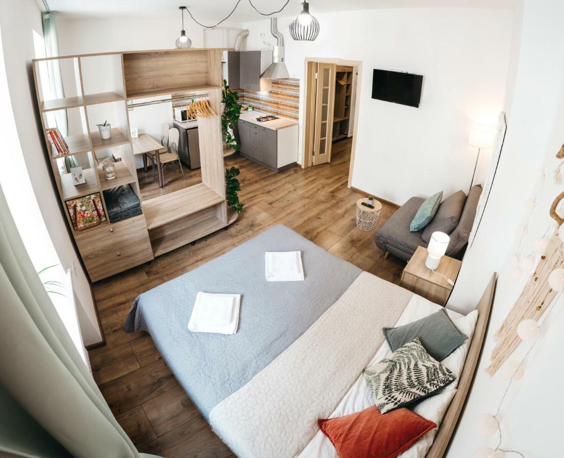 "Green Oasis Apartment" Львов Экстерьер фото