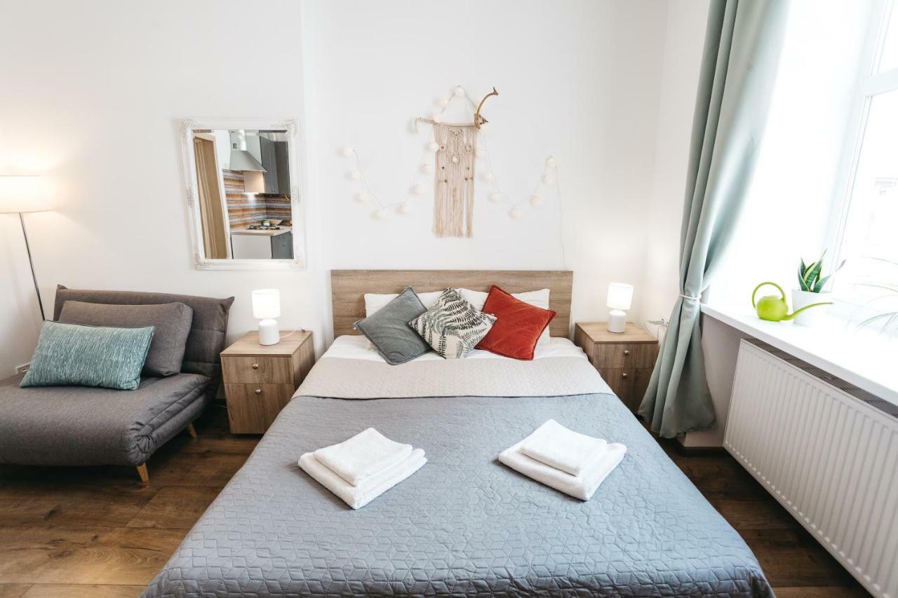 "Green Oasis Apartment" Львов Экстерьер фото