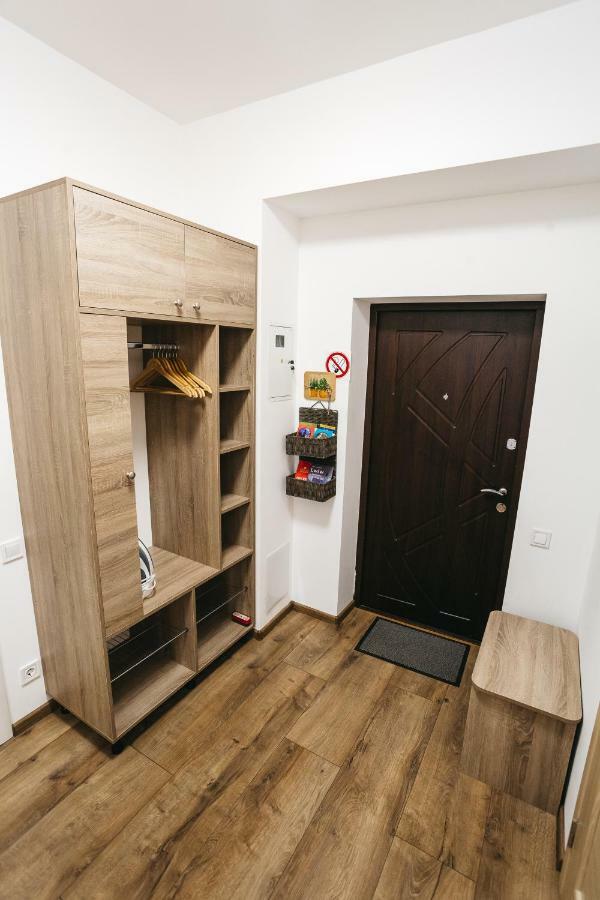 "Green Oasis Apartment" Львов Экстерьер фото